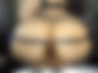 MartinaMadisson's Live Sex Cam Show