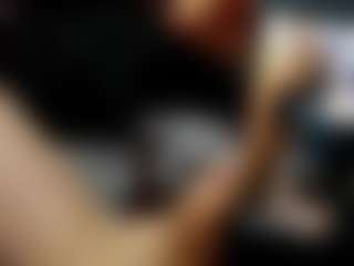 MartinaMadisson MILF webcam performer live streaming