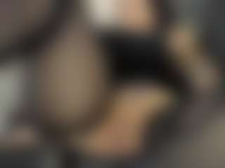 Live cam show with MartinaMadisson - Anal MILF on Free Soda
