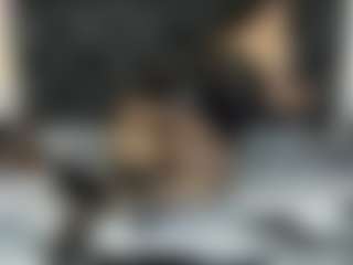 Live cam show with MartinaMadisson - Spank on TeamSkeetLive