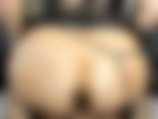 Live cam show with MartinaMadisson - Brown Eyes on live18s.com
