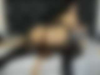 MartinaMadisson's Live Sex Cam Show