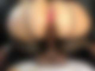MartinaMadisson's Live Sex Cam Show