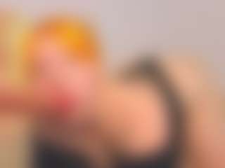 Live cam show with Mayaster - Shaved Pussy on Strip Flash - Live Sex Shows