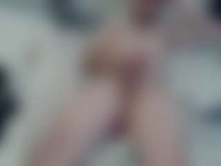 tomtech2323's Live Sex Cam Show
