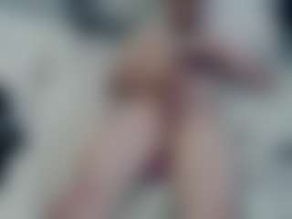 tomtech2323's Live Sex Cam Show