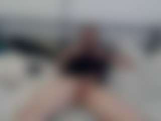 tomtech2323's Live Sex Cam Show