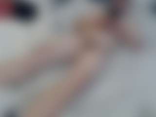 tomtech2323's Live Sex Cam Show