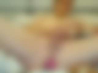 tomtech2323's Live Sex Cam Show