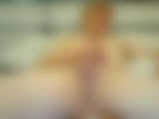 tomtech2323's Live Sex Cam Show