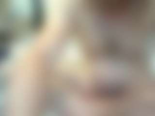 tomtech2323's Live Sex Cam Show