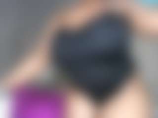 Live cam show with Bustygoddess32 - Amateur on chickslive.net