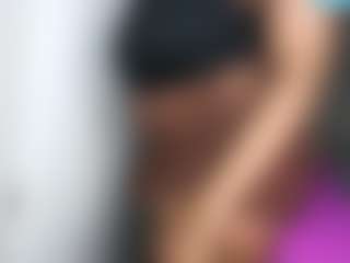 Live cam show with Bustygoddess32 - Ebony on live18s.com | south africa