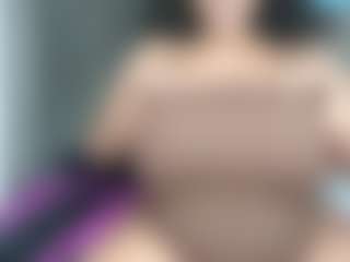 Bustygoddess32's Live Sex Cam Show