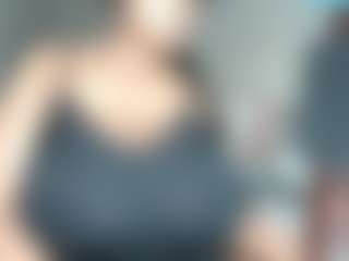 Bustygoddess32's Live Sex Cam Show