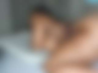 Live cam show with Bustygoddess32 - Ebony Big Tits on https://playwithruby.com