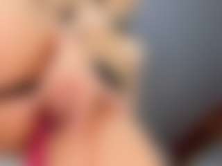 LilaPinky's Live Sex Cam Show