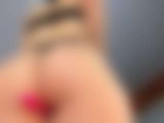 LilaPinky's Live Sex Cam Show