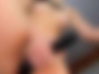 LilaPinky's Live Sex Cam Show