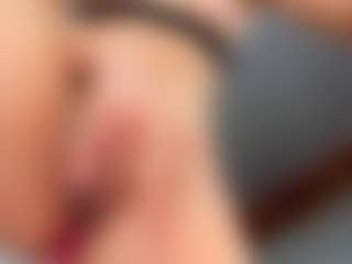 LilaPinky's Live Sex Cam Show