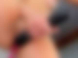 LilaPinky's Live Sex Cam Show