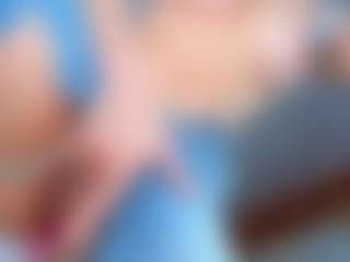 Live cam show with LilaPinky - Bikini on Uber Horny