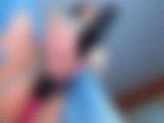 Live cam show with LilaPinky - Oil on crypto-cams