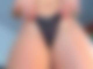 LilaPinky's Live Sex Cam Show