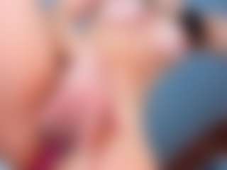 Live cam show with LilaPinky - Oil on AdultVida.com