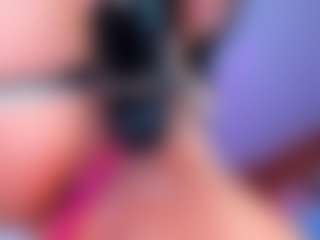 Live cam show with LilaPinky - Strip on Chatstar