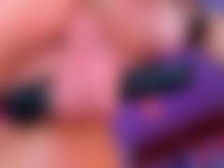 Live cam show with LilaPinky - Oil on Free Soda