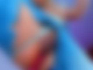 Live cam show with LilaPinky - Curvy Small Tits on AdultVida.com
