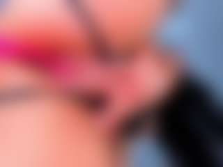 Live cam show with LilaPinky - Bikini on x69.live
