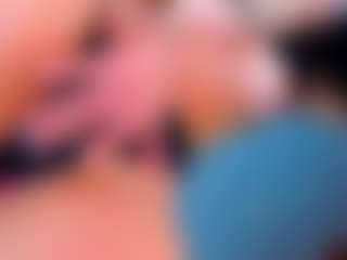 Live cam show with LilaPinky - Public on liverealitysex.com