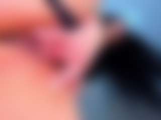 Live cam show with LilaPinky - Small Tits on Uber Horny