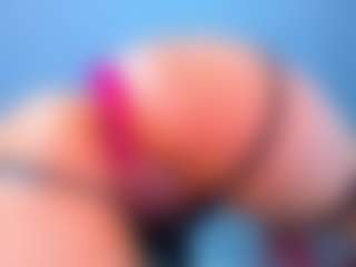 LilaPinky's Live Sex Cam Show