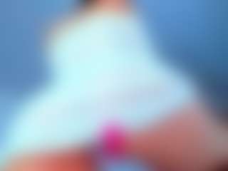 Live cam show with LilaPinky - Bikini on Camming Site