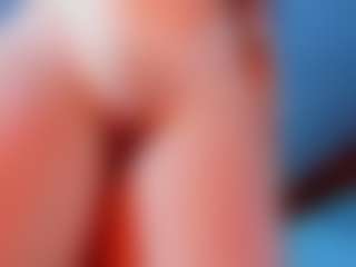 Live cam show with LilaPinky - Bedroom on Camsoda