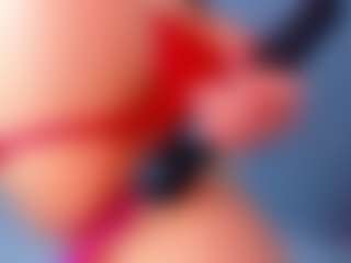 Live cam show with LilaPinky - Handjob on Gym Cam Girls