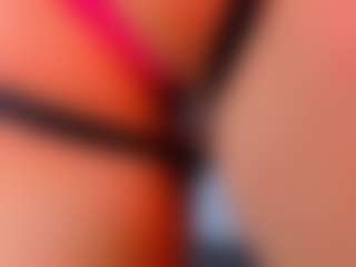 Live cam show with LilaPinky - Oil on Uber Horny