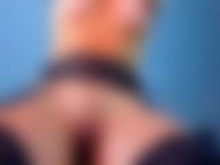 Live cam show with LilaPinky - Brown Eyes Lovense on Cam Slut