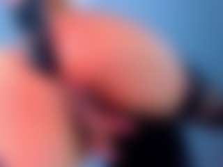 LilaPinky's Live Sex Cam Show