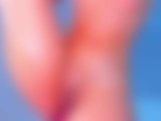 Live cam show with LilaPinky - Handjob on Gym Cam Girls