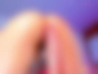LilaPinky's Live Sex Cam Show