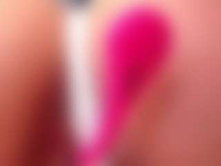 LilaPinky's Live Sex Cam Show