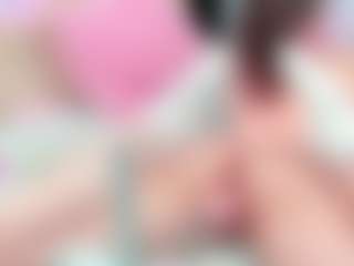 Live cam show with selenagirl - Green Eyes on studioflirtlive.com