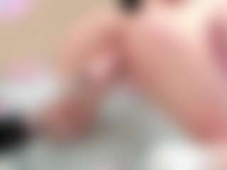 Live cam show with selenagirl - Strip on Camsoda