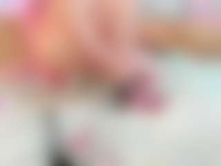 Live cam show with selenagirl - Pornstar Skinny on Hubzter Live