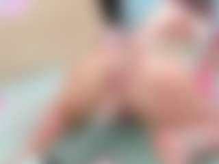 Live cam show with selenagirl - Pretty on Gym Cam Girls
