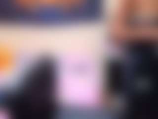 Live cam show with iamtokyolee - Teasing on Dolls Live